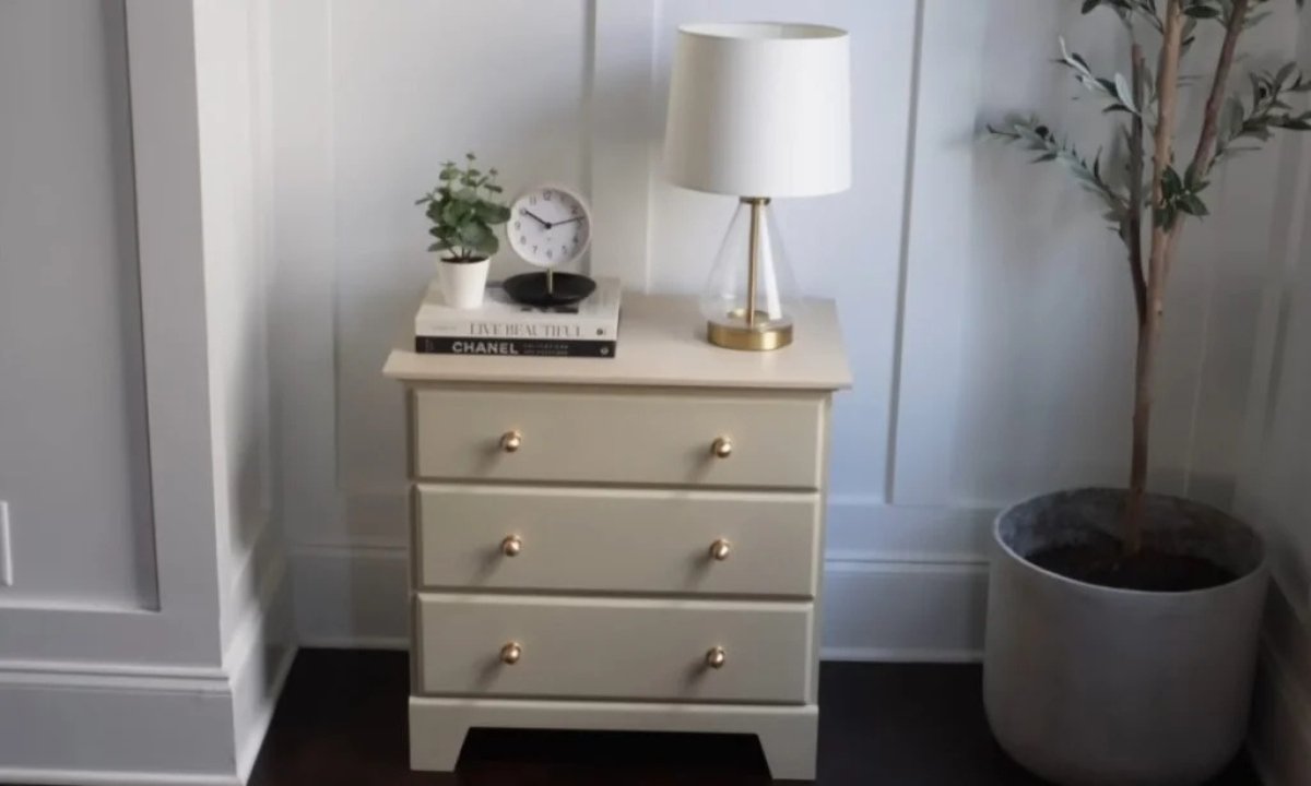 Turn Old Furniture Into Stunning Pieces With This Easy Painting Trick
